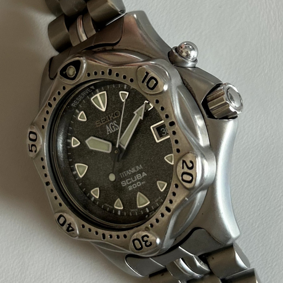 Seiko AGS 3M22 Kinetic Titanium Scuba 200m 38.4mm Vintage Watch
