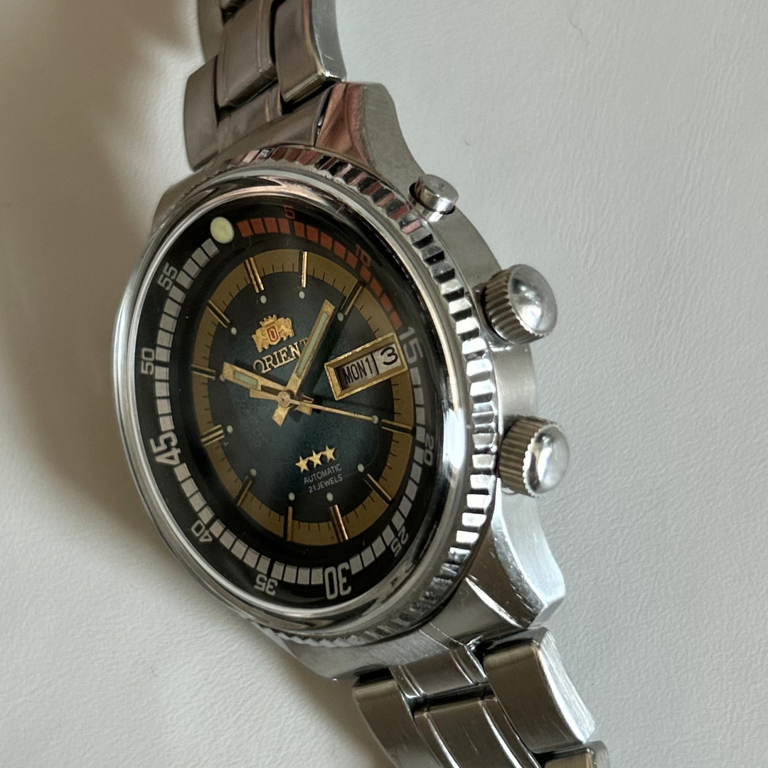 Vintage Orient 3 Star Day-Date Automatic 21J Cal. 46941 Ref 469620B-7G PT 42.2mm archive photo 3
