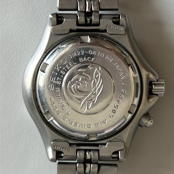 Seiko AGS 3M22 Kinetic Titanium Scuba 200m 38.4mm Vintage Watch image 4