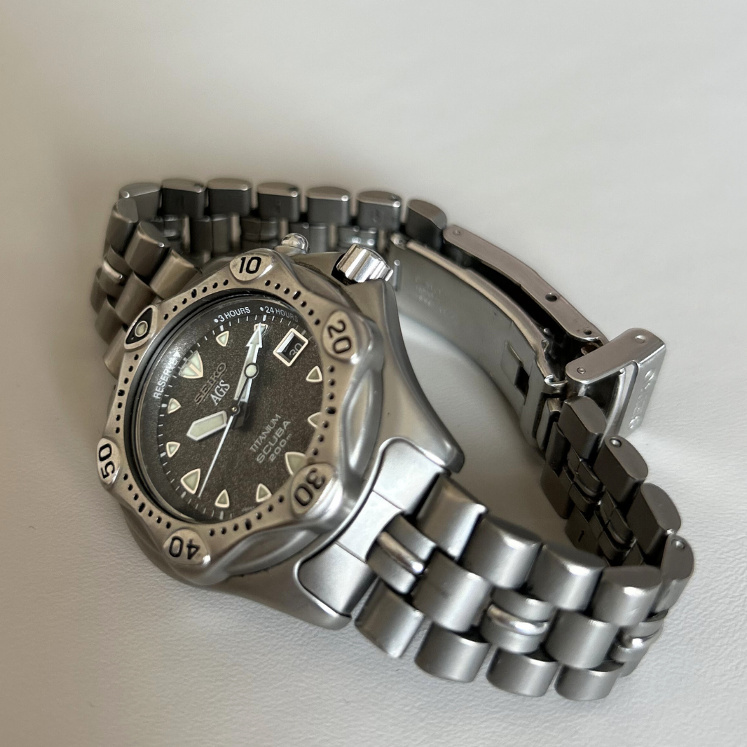 Seiko AGS 3M22 Kinetic Titanium Scuba 200m 38.4mm Vintage Watch archive photo 5
