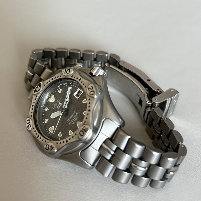Seiko AGS 3M22 Kinetic Titanium Scuba 200m 38.4mm Vintage Watch image 5