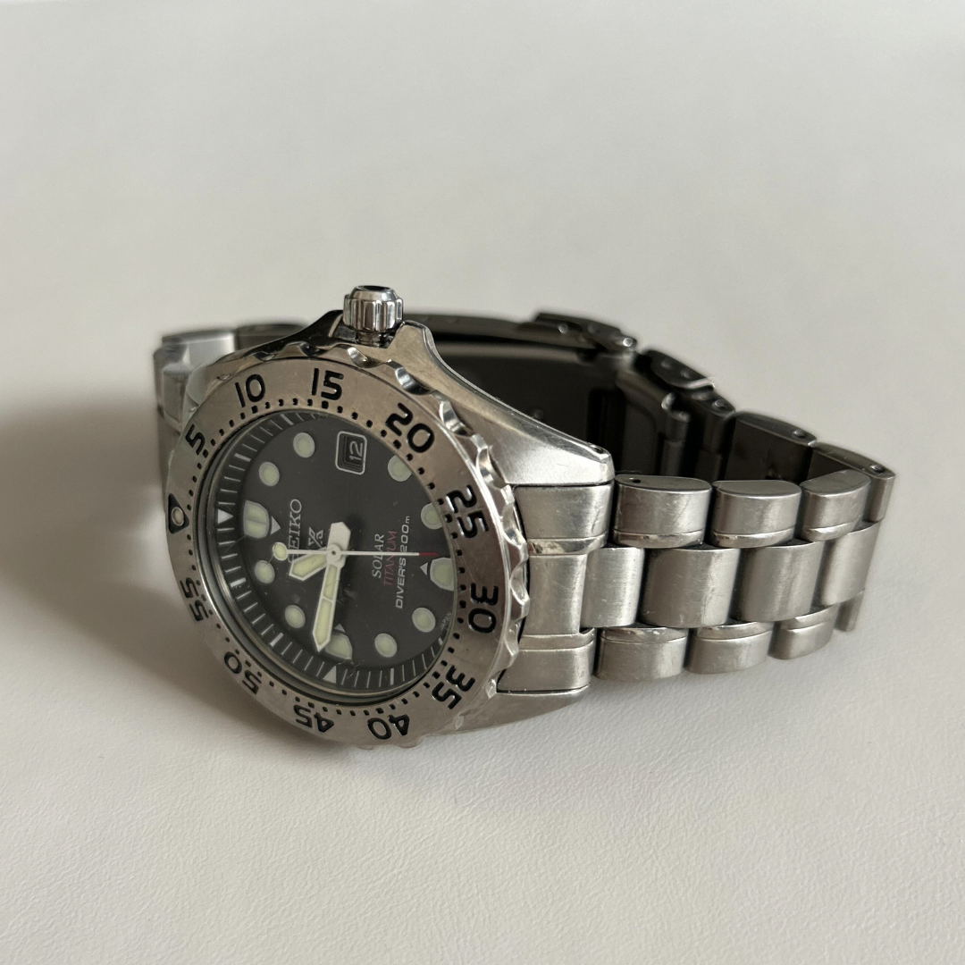 Vintage Seiko Prospex V147-0AG0 Solar Titanium Diver 200m with Box & Papers archive photo 8