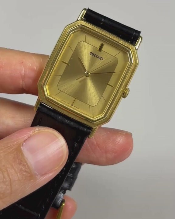 Seiko Chariot 5P31-5D70 vintage watch video