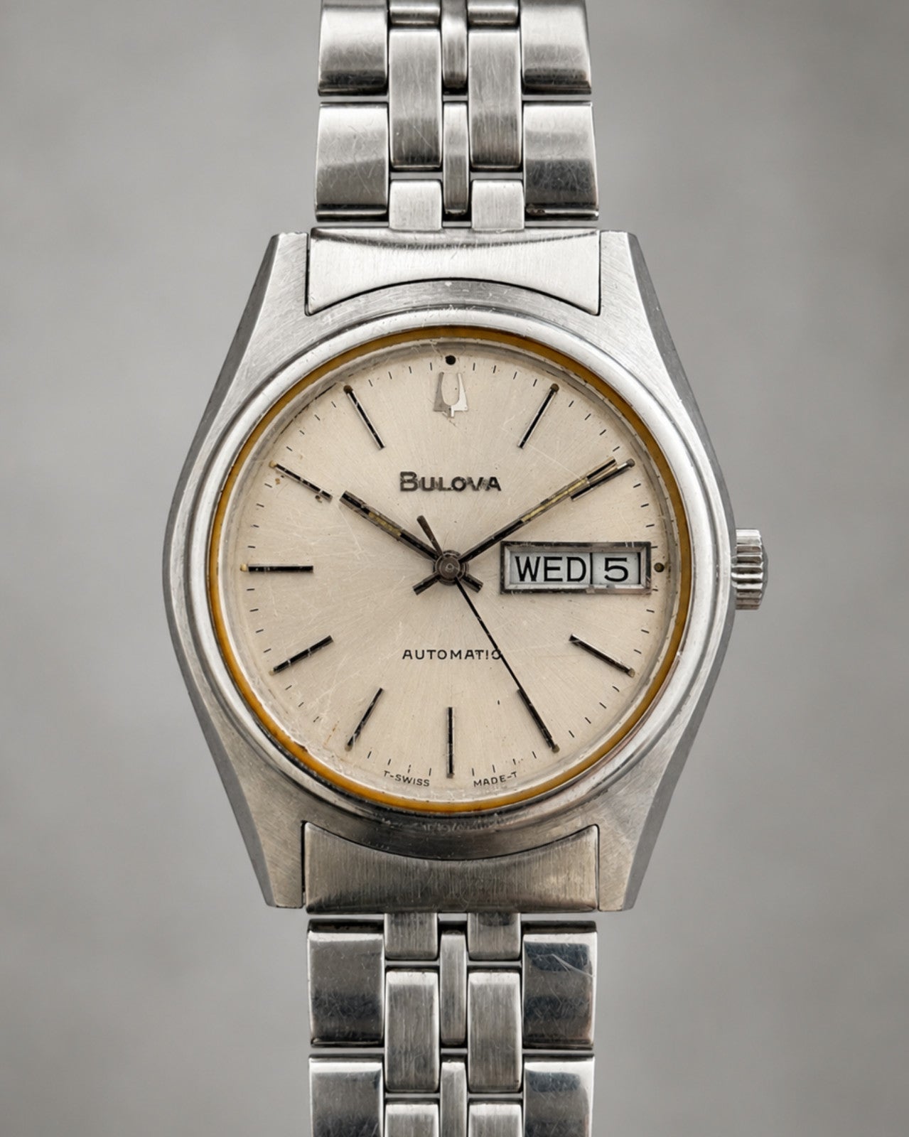 Bulova 1978 Day Date 17J Automatic Men’s Watch Original Bracelet image 2
