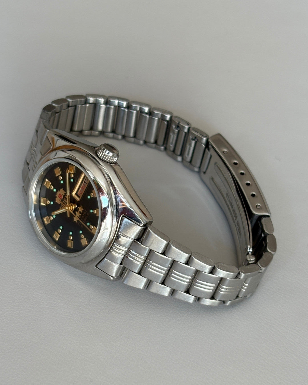 Orient 3 Star Black Dial 21J Automatic Day Date Vintage Watch Japan image 9