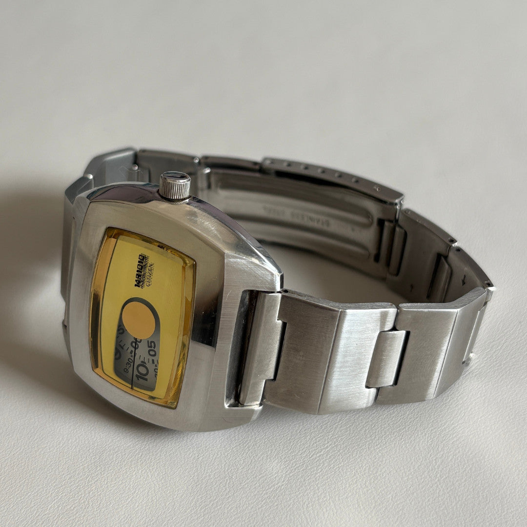 90's Citizen Independent 6038-L16258 Jump Hour Quartz JDM Men’s Watch archive image 6