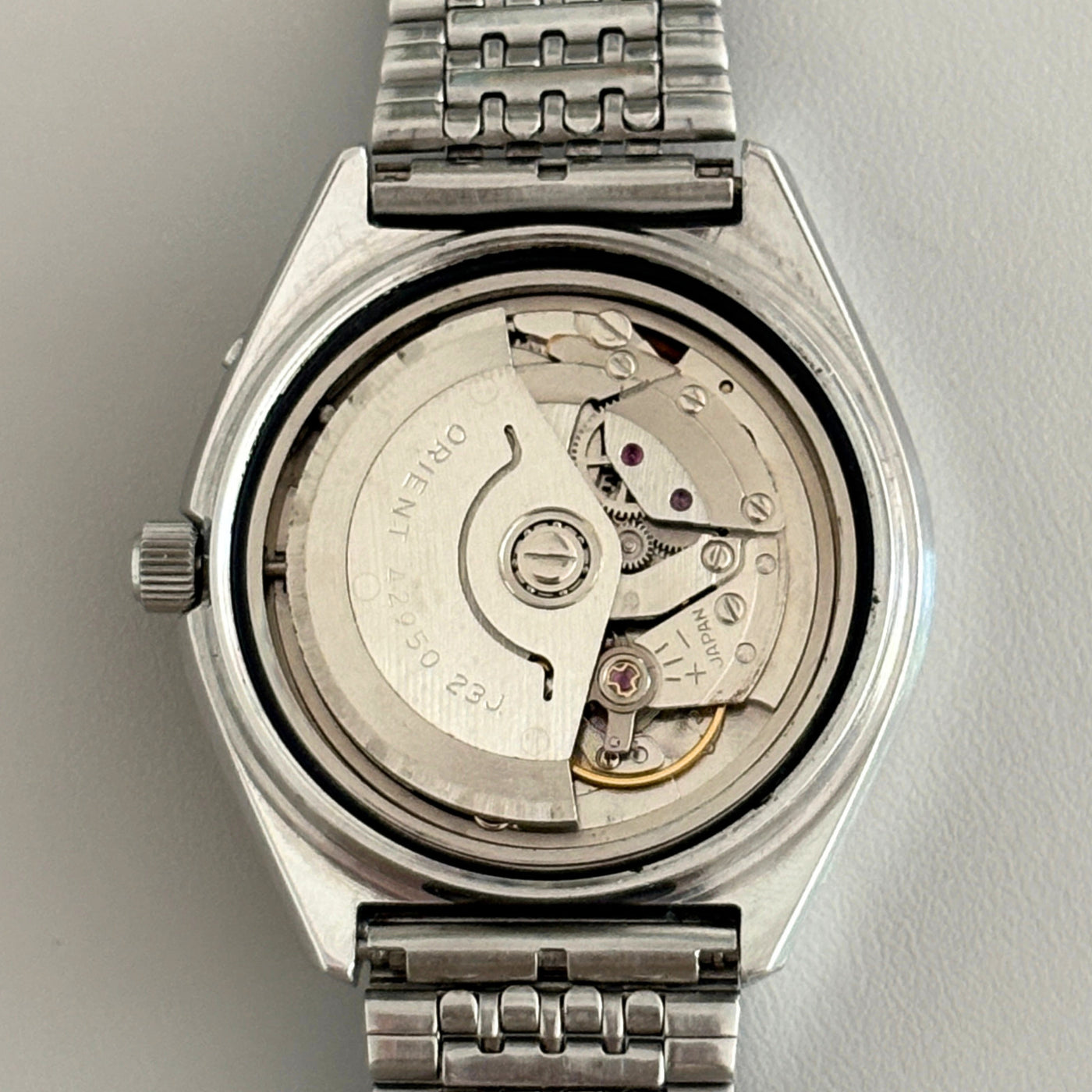 Rare 1970s Orient Y429-26260 23J Automatic Green MOP Dial Vintage Men's Watch archive image 5