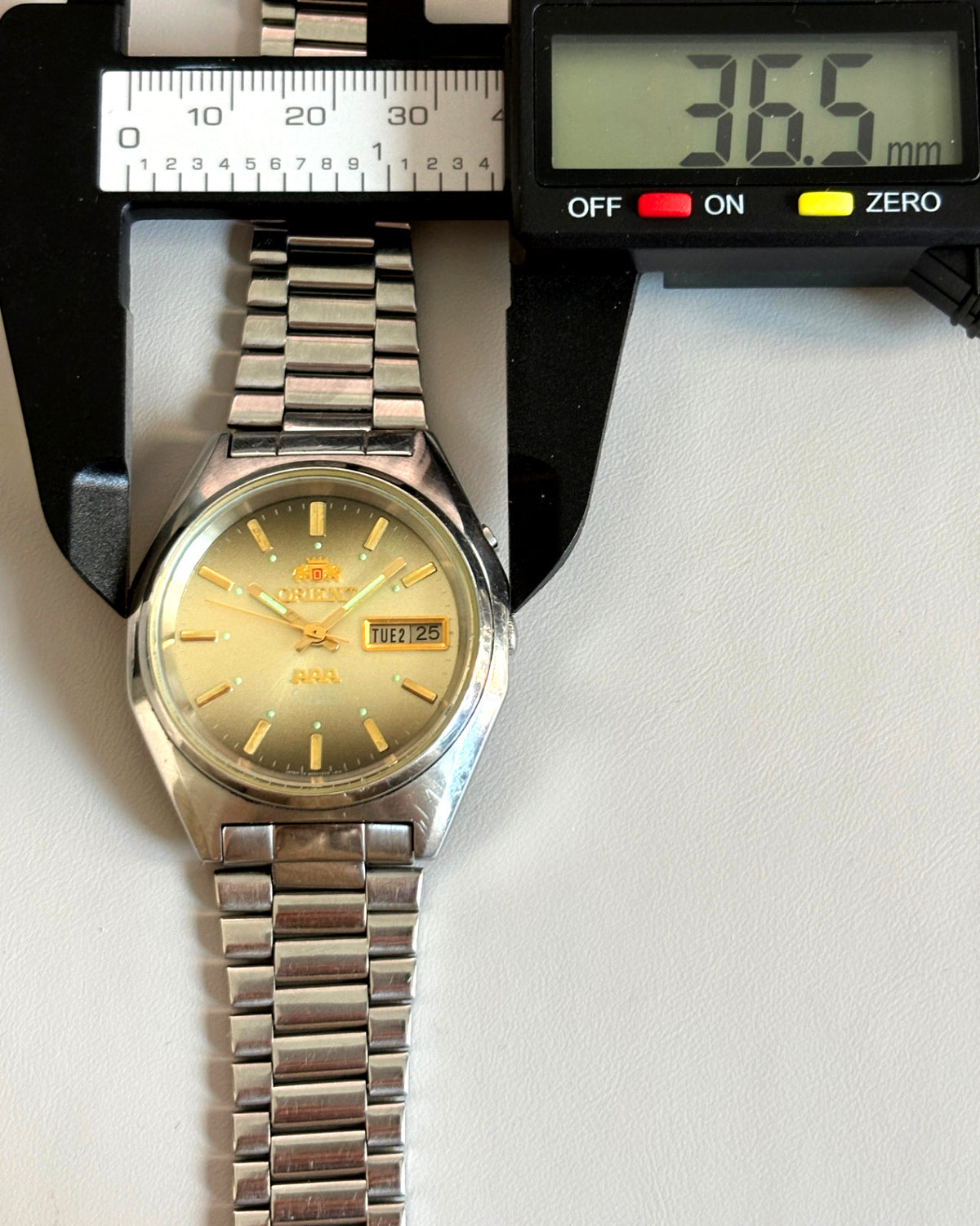 Orient AAA Crystal Golden Dial 21J Automatic Vintage Watch 1970s image 16