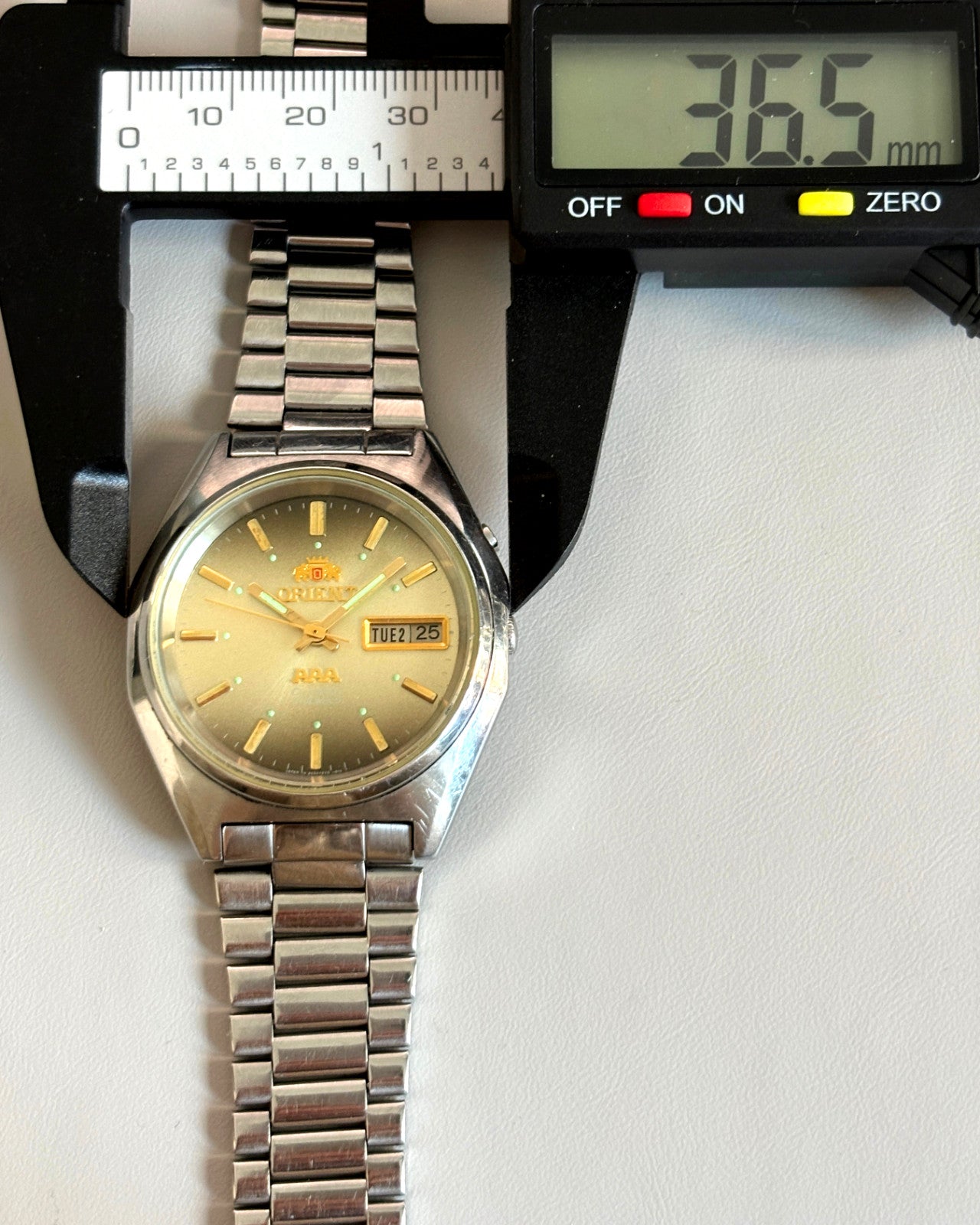 Orient AAA Crystal Golden Dial 21J Automatic Vintage Watch 1970s image 16