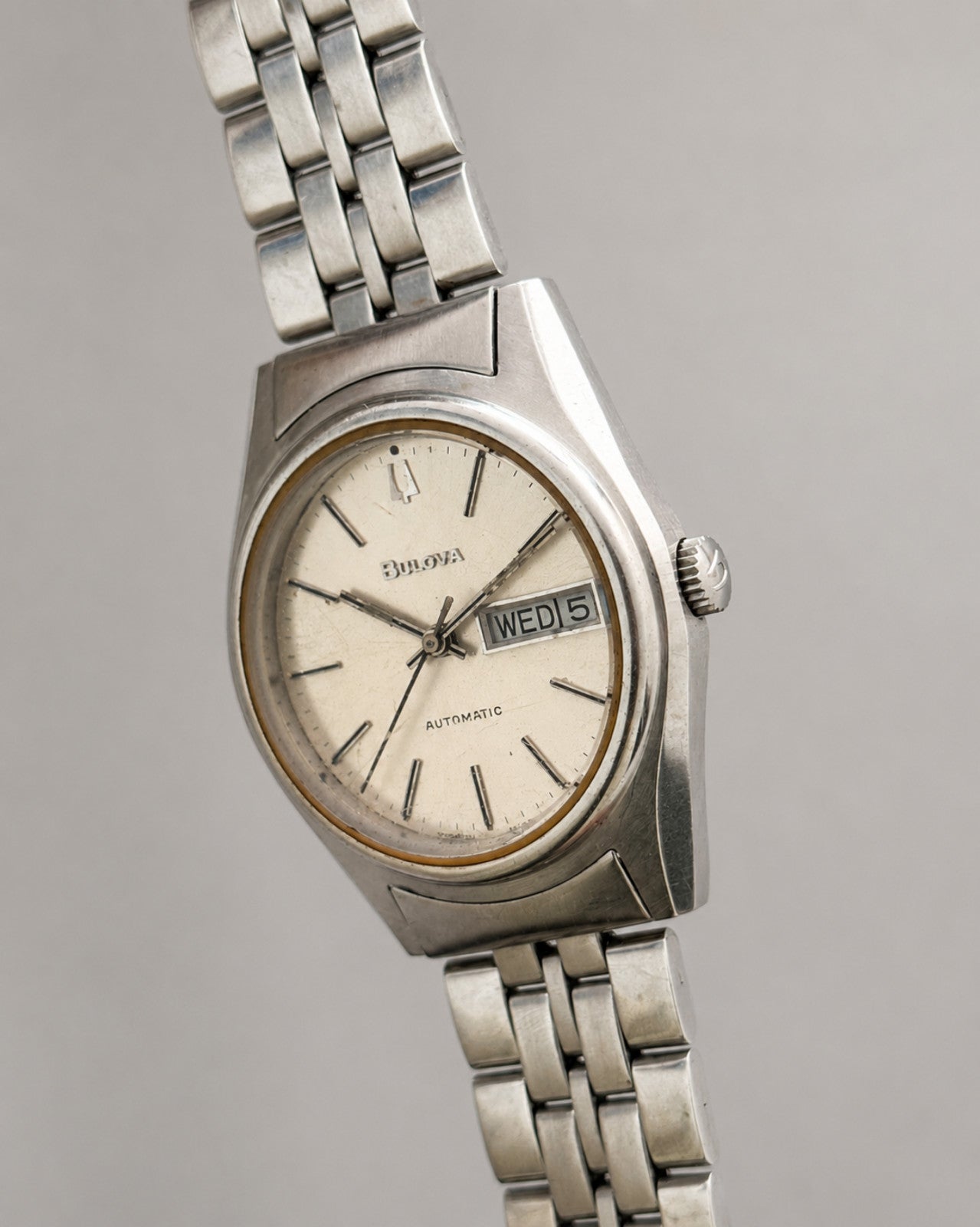 Bulova 1978 Day Date 17J Automatic Men’s Watch Original Bracelet image 4