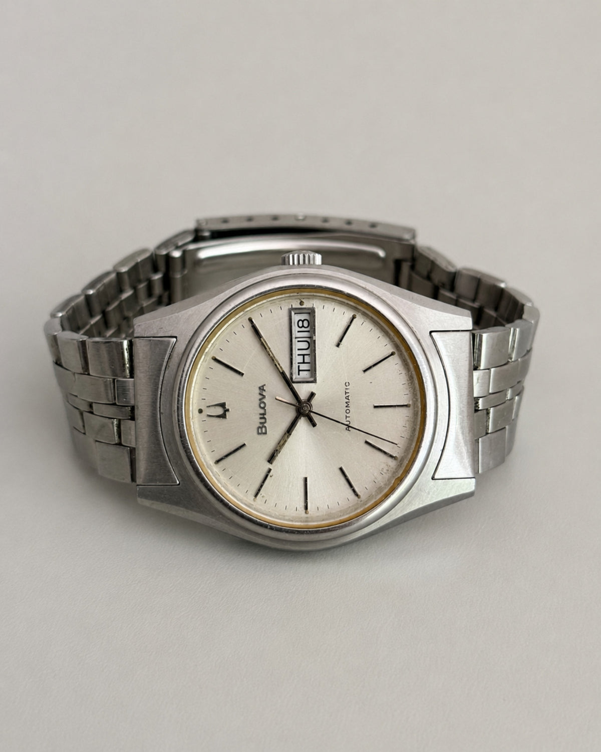 Bulova 1978 Day Date 17J Automatic Men’s Watch Original Bracelet image 8