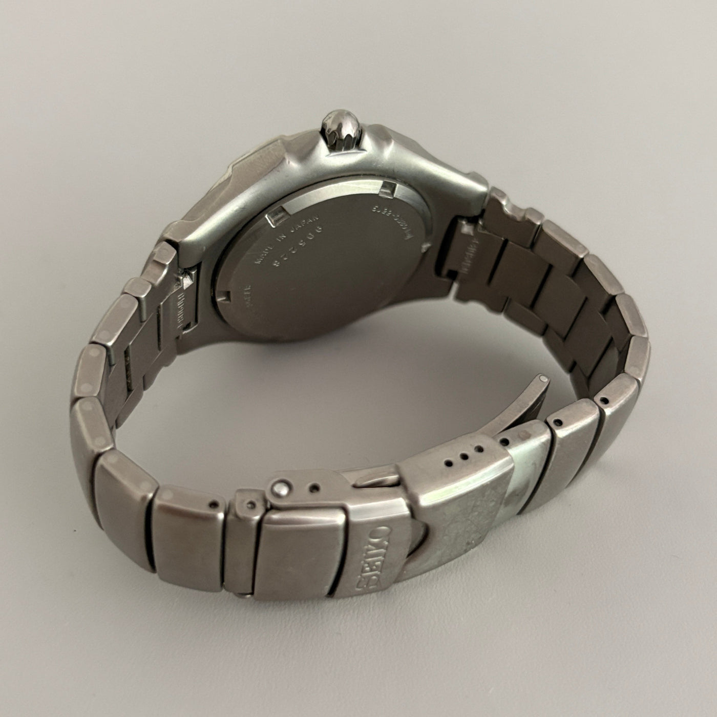 Seiko Kinetic Auto Relay 5J22-0B80 Titanium Men’s Watch 13J Japan image 14