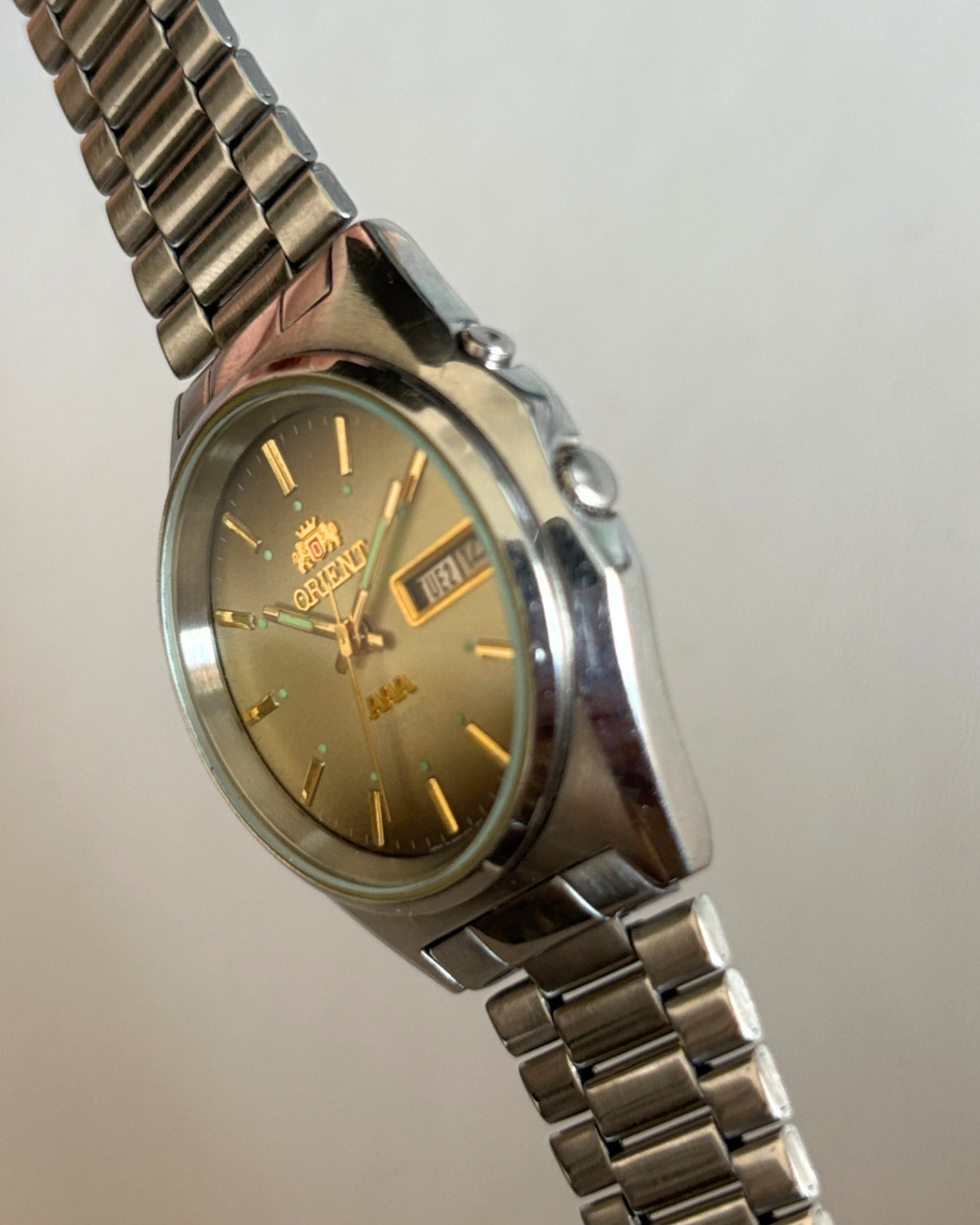 Orient AAA Crystal Golden Dial 21J Automatic Vintage Watch 1970s image 6