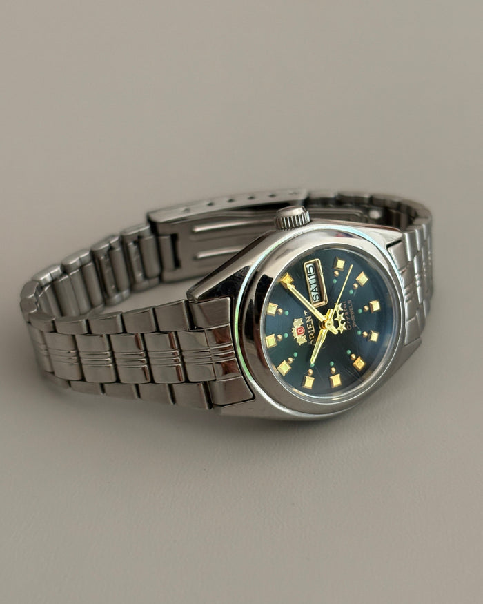 Orient 3 Star Black Dial 21J Automatic Day Date Vintage Watch Japan image 7