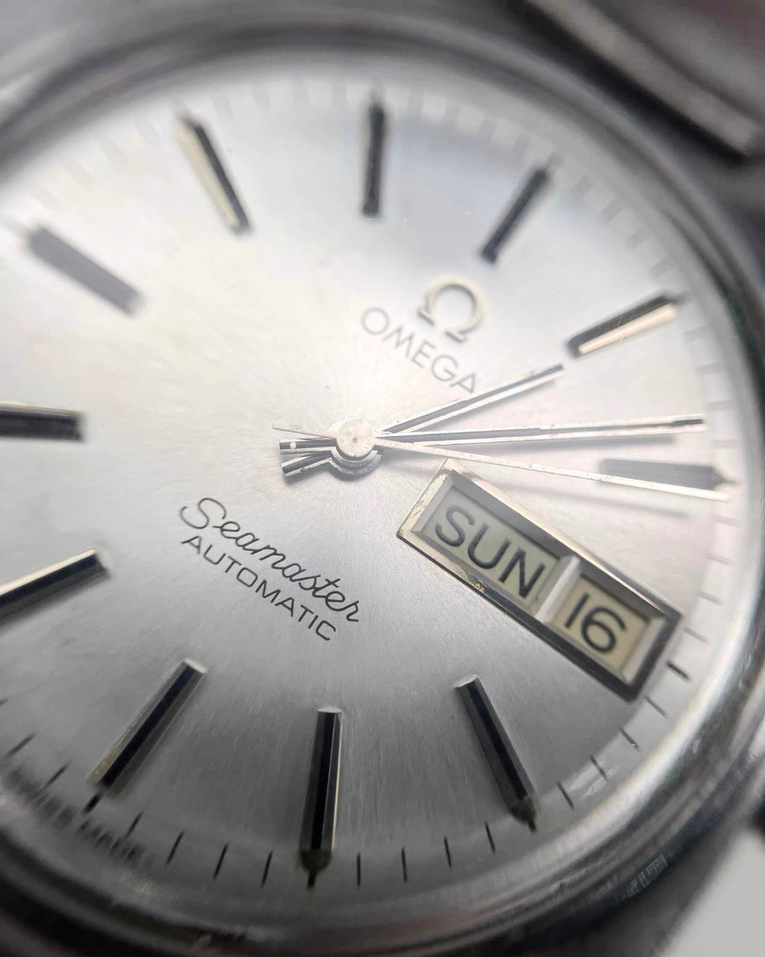 Omega Seamaster 166.0216 Day-Date Cal. 1020 35mm Automatic Watch Swiss Made image 8