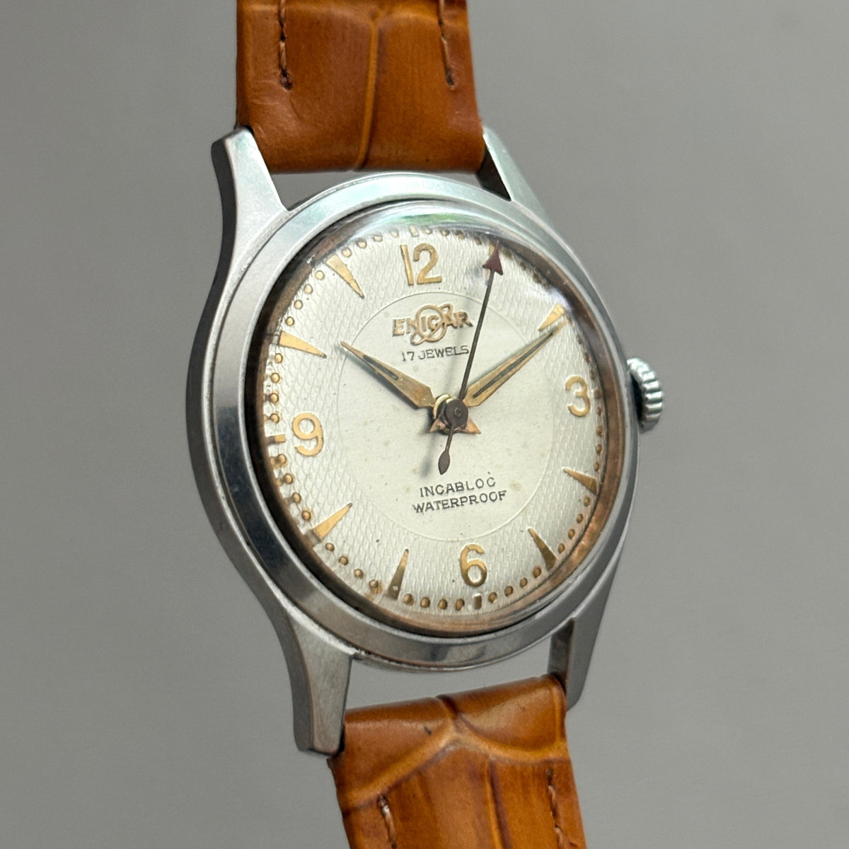 Vintage Swiss Enicar 17 Jewels Incabloc Hand-Wind Men’s Watch 30.5mm archive image 3