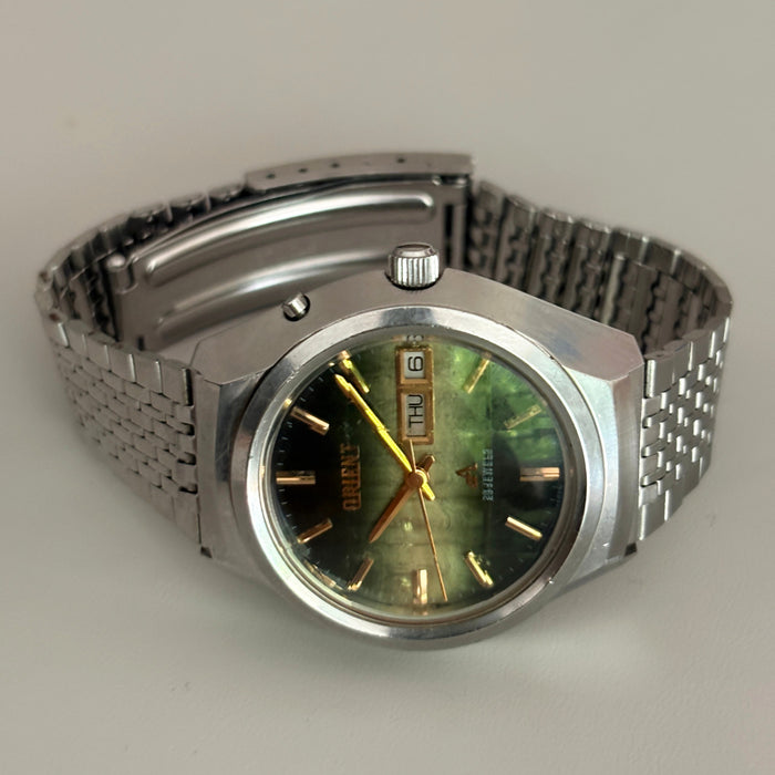 Rare 1970s Orient Y429-26260 23J Automatic Green MOP Dial Vintage Men's Watch image 7