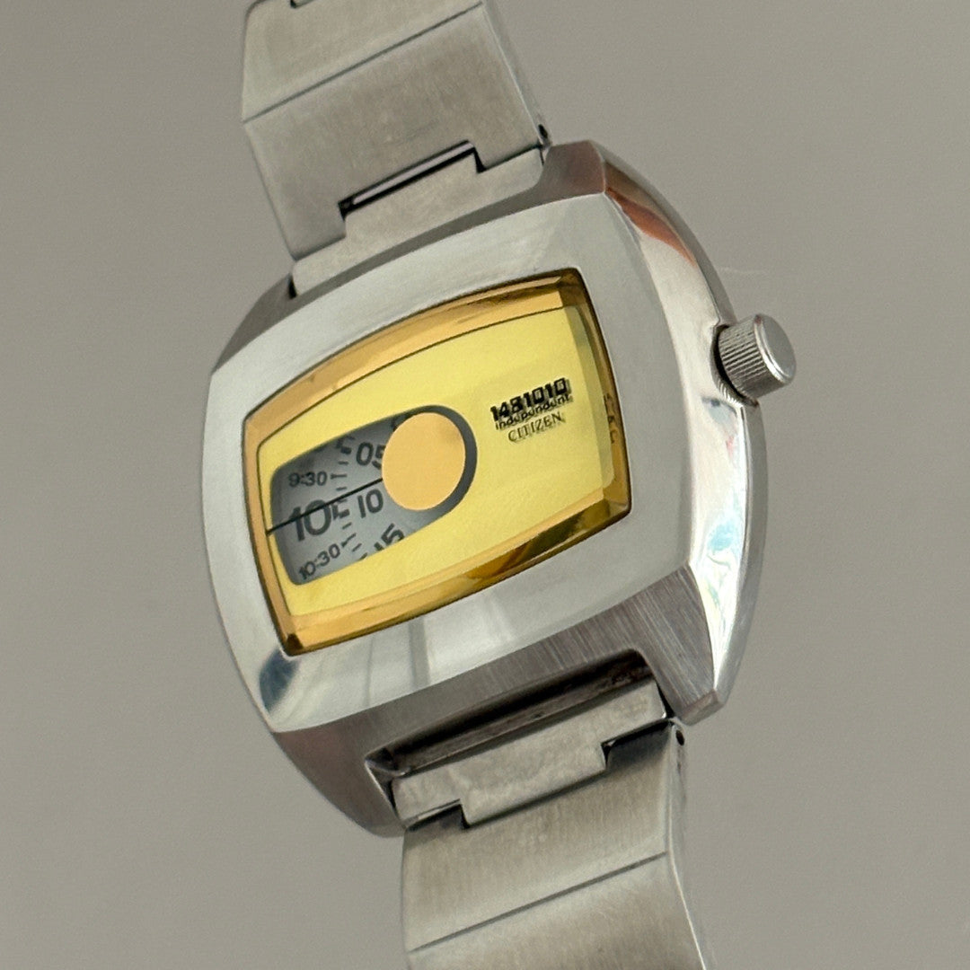 90's Citizen Independent 6038-L16258 Jump Hour Quartz JDM Men’s Watch archive image 2