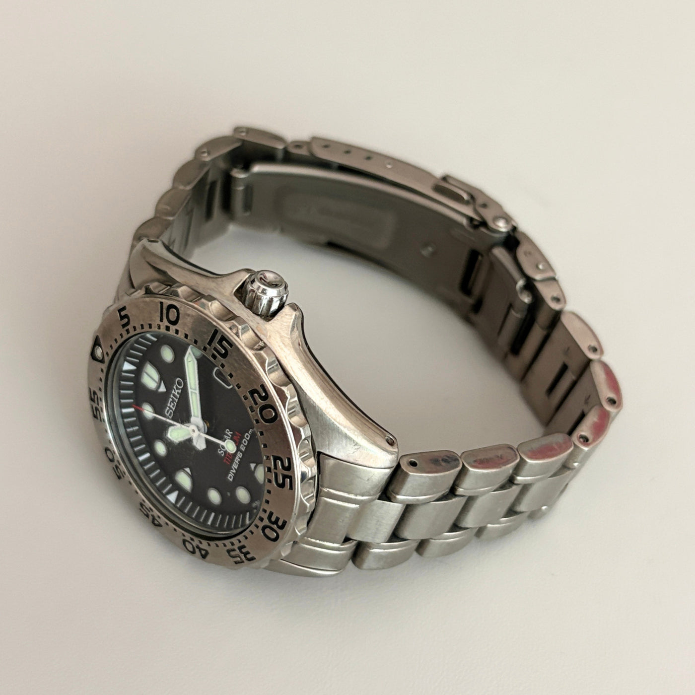 Seiko Prospex V147-0AG0 Solar Titanium Diver 200m Men’s Watch image 12
