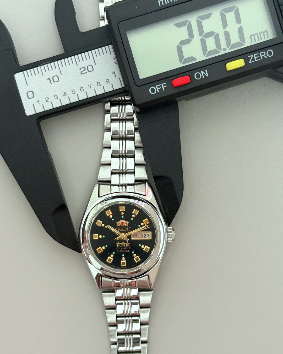 Orient 3 Star Black Dial 21J Automatic Day Date Vintage Watch Japan image 11